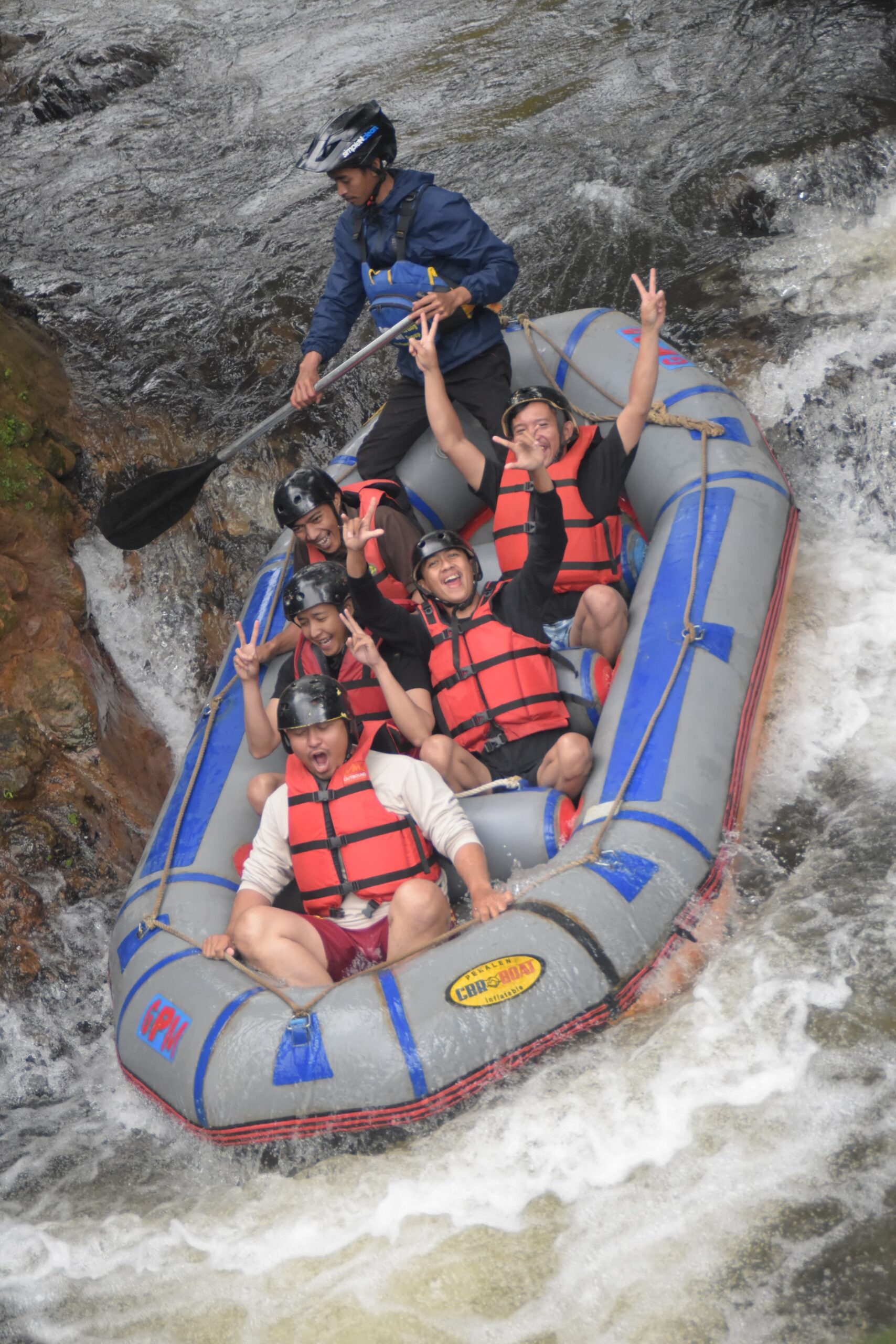 rafting-seru-scaled.jpeg